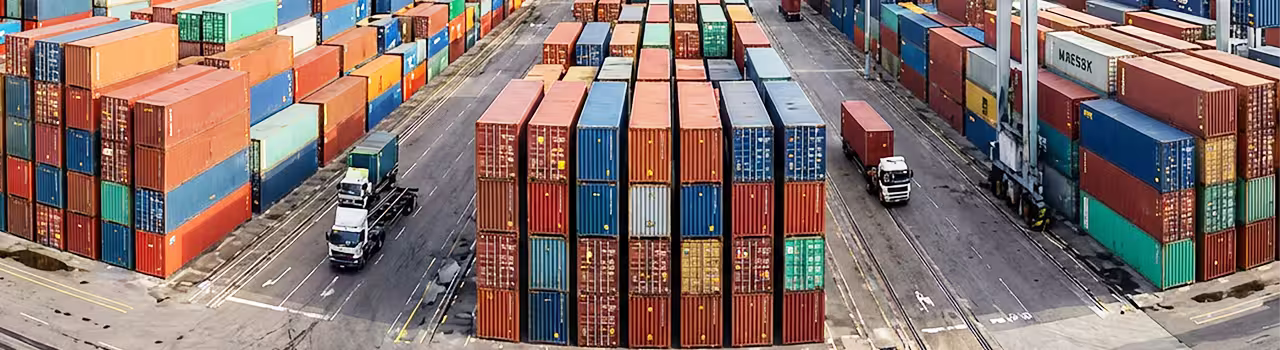 Velaxis Intelligence Hub